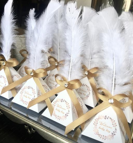 Tüylü Piramit Kutu